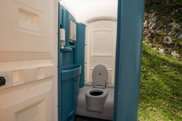 Portable bathroom rental in Edgar, WI