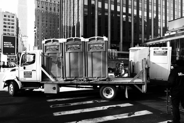Best Portable toilet rental cost  in Edgar, WI